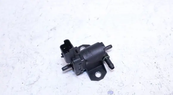 Peugeot 508 RXH Turbo solenoid valve 9688124580