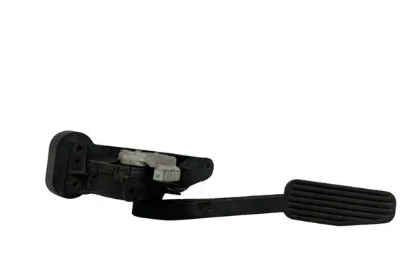 Volvo XC90 Accelerator throttle pedal 6PV00853704 8634697