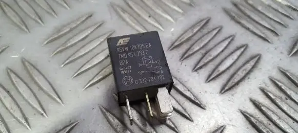 Volkswagen Sharan Other relay 95vw10k705ea 7m0951253c