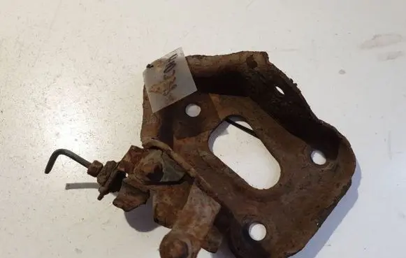 Opel Corsa D Bracket in trunk/boot 