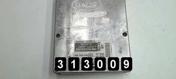 Toyota Yaris Engine control unit/module 89661-52230