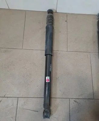 Dacia Sandero III Rear shock absorber/damper 562109623R