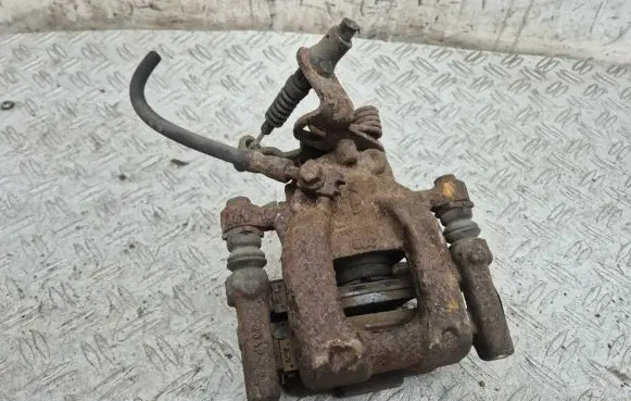 Skoda Octavia Mk2 (1Z) Rear brake caliper