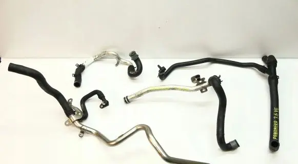 Porsche Panamera (970) Engine coolant pipe/hose 94610602224 94610645721