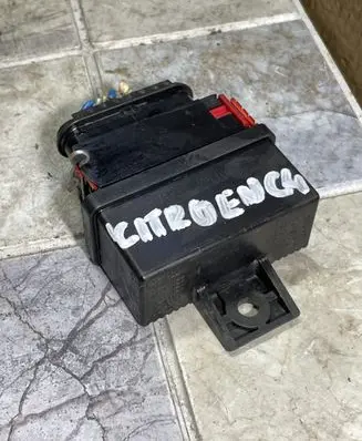 Citroen C4 I Fuel injection pump control unit/module 240107
