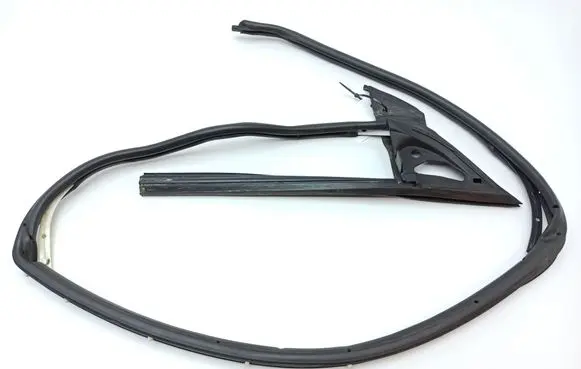 Mercedes-Benz CLK A209 C209 Rubber seal front coupe door A2097200278