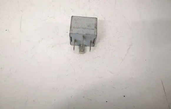 Audi A3 S3 8P Other relay 141951253B