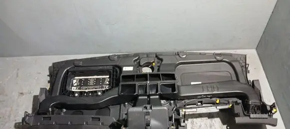 Opel Meriva B Dashboard 13315252