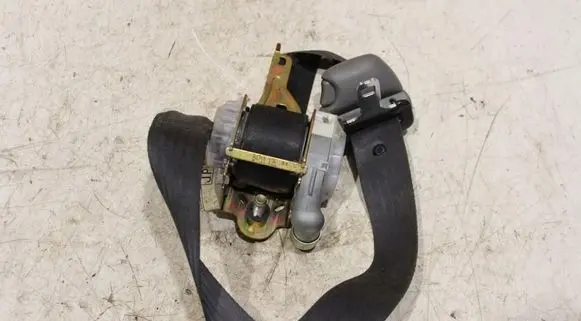 Subaru Forester SG Seat belt trim 7K8340