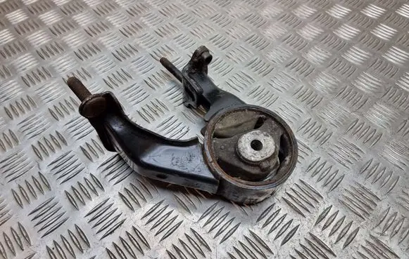 Toyota Corolla Verso E121 Engine mount bracket 