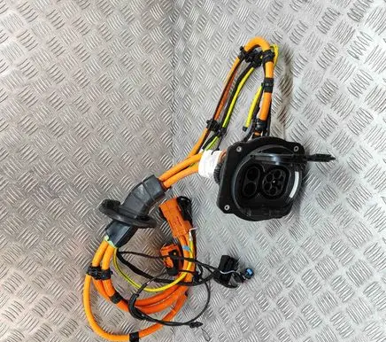 Mercedes-Benz GLE W167 Electric car charging cable A0005459019 A1675407048
