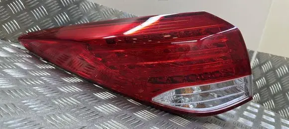 Hyundai i40 Rear/tail lights 924013Z0