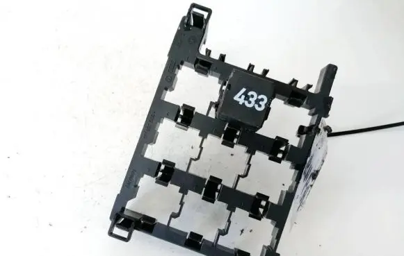 Volkswagen Golf Plus Fuse box set 1t1937503a 3d0951253a