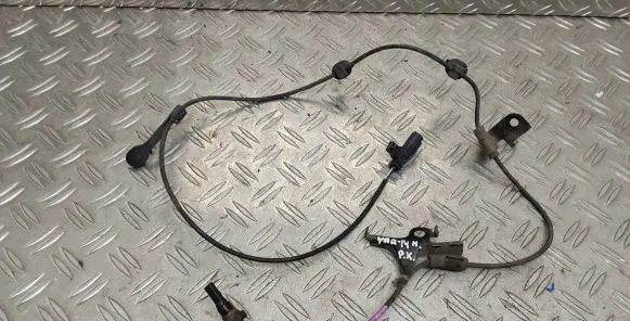 Toyota Yaris ABS brake wheel speed sensor