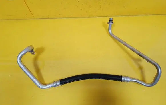 Mazda 5 Air conditioning (A/C) pipe/hose 