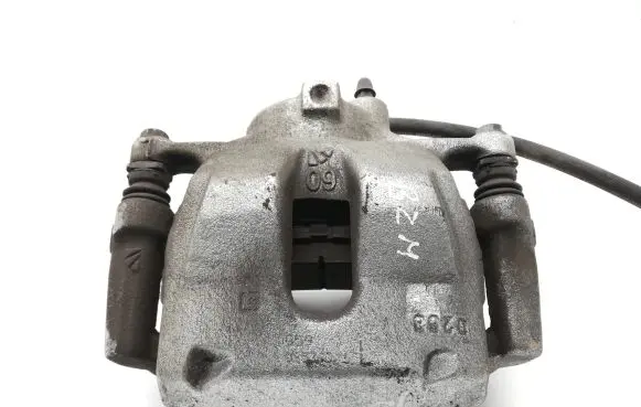 Toyota C-HR I Front brake caliper