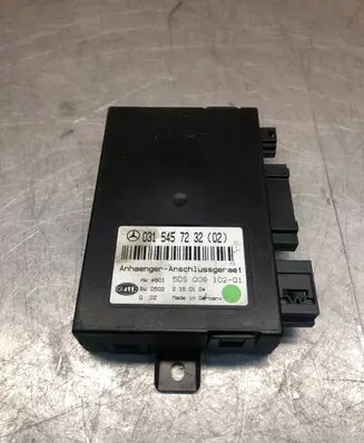 Mercedes-Benz C W203 Tow bar trailer control unit/module 0315457232 5DS00810201