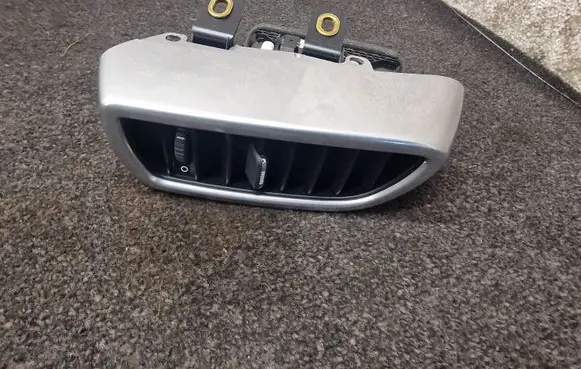 Porsche Cayenne (92A) Dashboard side air vent grill/cover trim 7P5819703