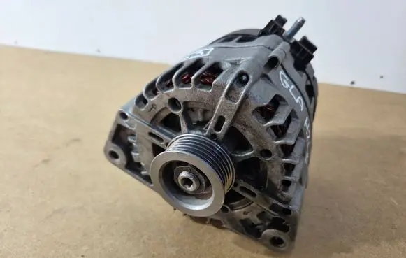 Mercedes-Benz GLA H247 Generator/alternator A0009063903