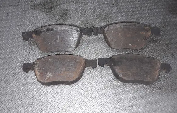 Ford Focus Brake pads (front) 