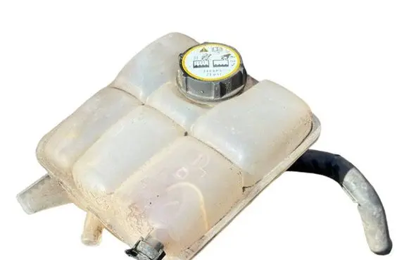 Ford Focus Coolant expansion tank/reservoir 8V618K218 AV418K218