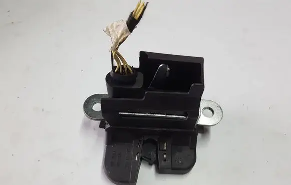 Volkswagen Tiguan Tailgate/trunk/boot lock/catch/latch 5M0827505BXAUTOPX 5M0827505B