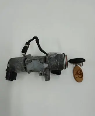 Toyota Avensis T250 Ignition lock N0501517
