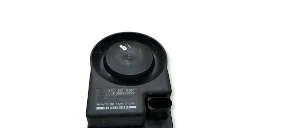 Audi A6 S6 C7 4G Alarm system siren 1K0951605C