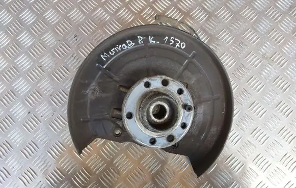 Opel Meriva B Front wheel hub 132621