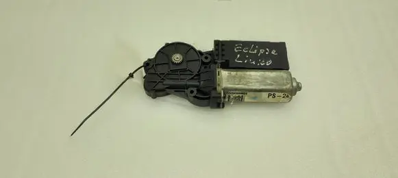 Mitsubishi Eclipse Sunroof motor/actuator 24047787 A05266210629