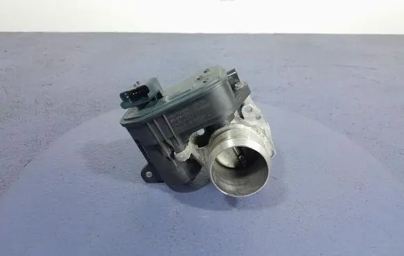 Peugeot 308 Throttle body valve 9842936880