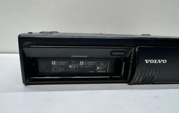 Volvo V70 CD/DVD changer 8622225 2035018