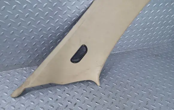 Mercedes-Benz 200 300 W123 (C) pillar trim 1236900325
