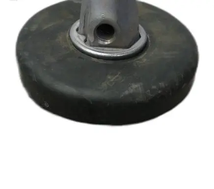 Engine mount vacuum valve