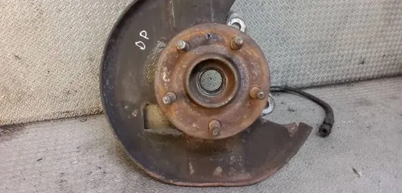 Opel Insignia A Front wheel hub spindle knuckle