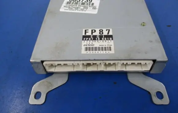 Mazda Premacy Engine control unit/module ECU 279700-0811
