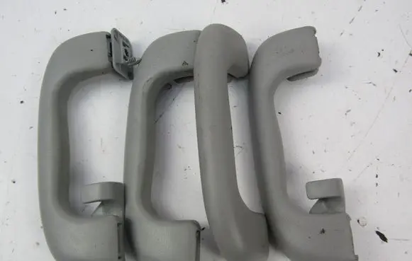Opel Zafira B Front interior roof grab handle 