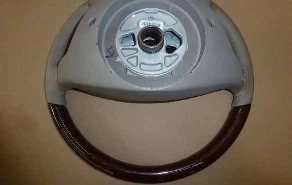 Mercedes-Benz E W211 Steering wheel A2114602303