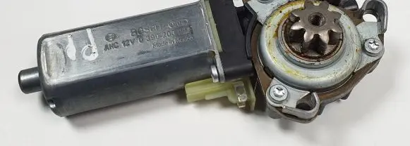 Mercedes-Benz GL X164 Seat adjustment motor 0390203002