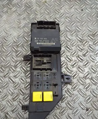 Opel Signum Fuse box set 13120953 355476 SC718671373