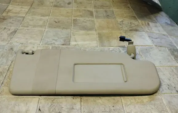 Volkswagen PASSAT B5.5 Sun visor 6X0857552 3B0857561B