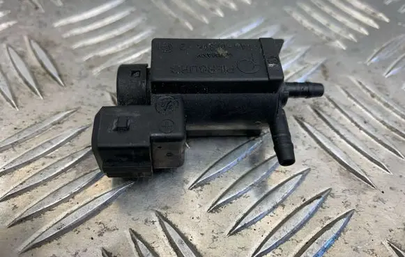 Volvo XC90 Turbo solenoid valve 30611668