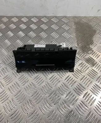 Volkswagen Touareg II Ashtray (front) 7P1857961A