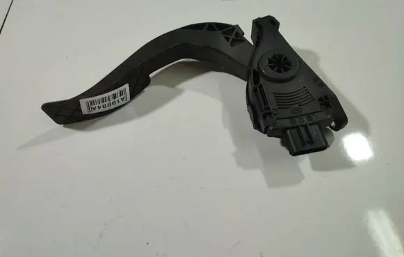 Audi A5 8T 8F Accelerator throttle pedal 8K1721523