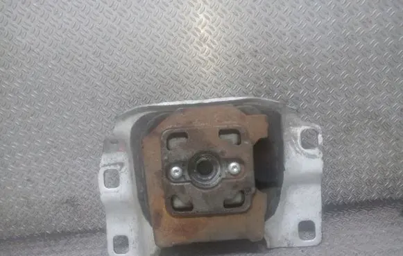 Gearbox mount