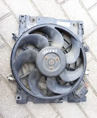 Opel Zafira B Radiator cooling fan shroud 0130303960 0130303302