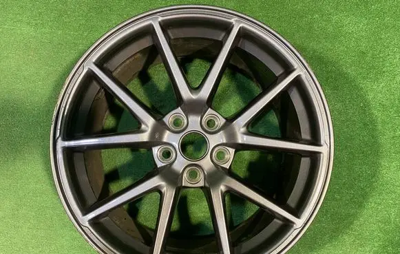 Tesla Model 3 R18 spare wheel 104426100A