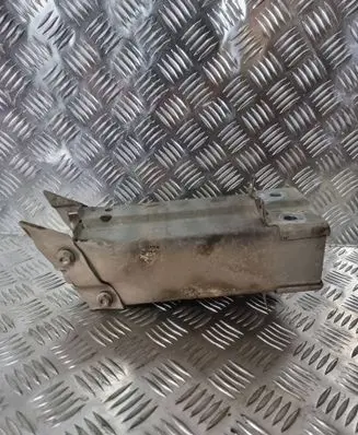 Opel Insignia A Front bumper shock/impact absorber 13235555