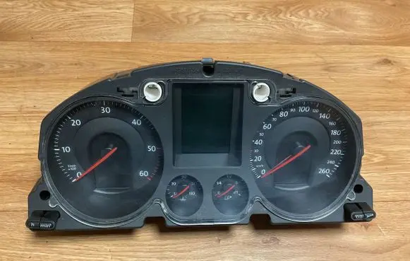 Volkswagen PASSAT B6 Speedometer (instrument cluster) 3C0920871E A2C53194181
