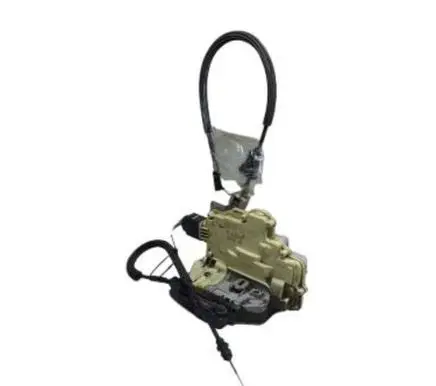 Volkswagen PASSAT B6 Rear door lock 3C4839015A